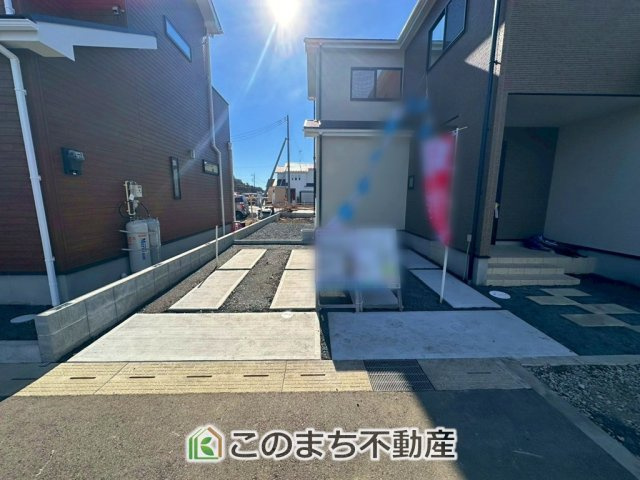いろどりアイタウン宇都宮市野沢町23-P1の駐車場|お車並列２台分ご用意しております♪
