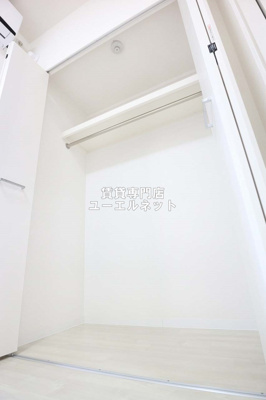 【収納】 | RIDGEガーデン江坂1 | クローゼット付きでお部屋もスッキリ♪