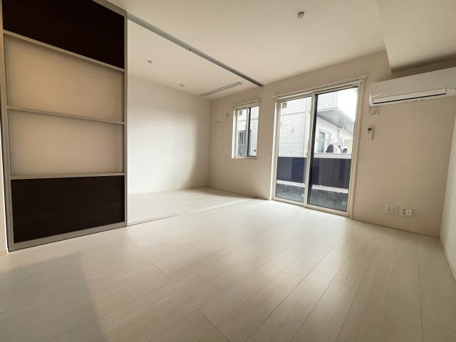 クレスト新地の内装