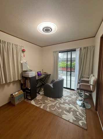 売戸建住宅の居間・リビング|リビングです