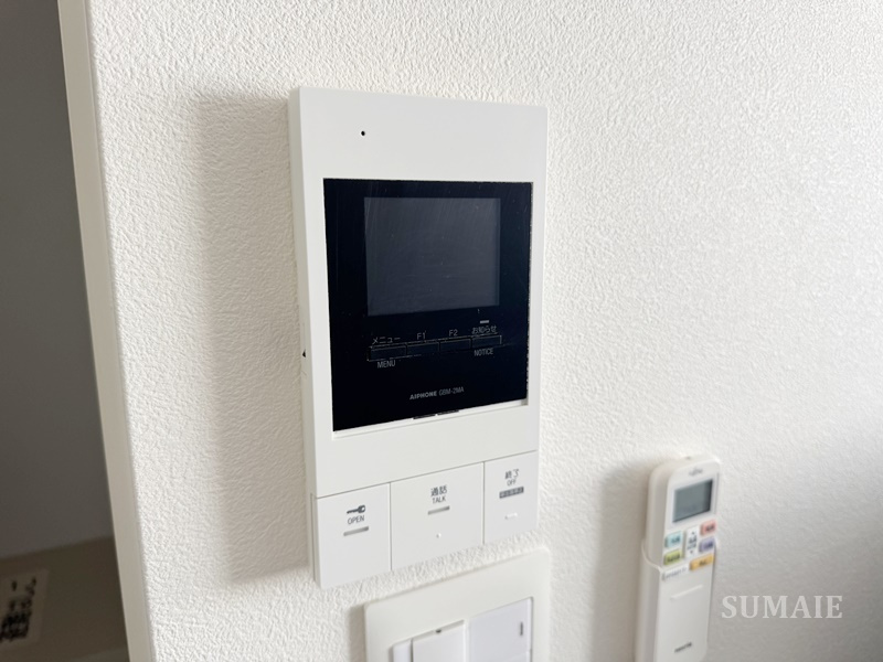 レピュア蓮根レジデンス　ＥＡＳＴのセキュリティ|モニター付きインターホンです