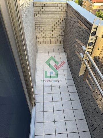 ルブラン秋津青葉のバルコニー