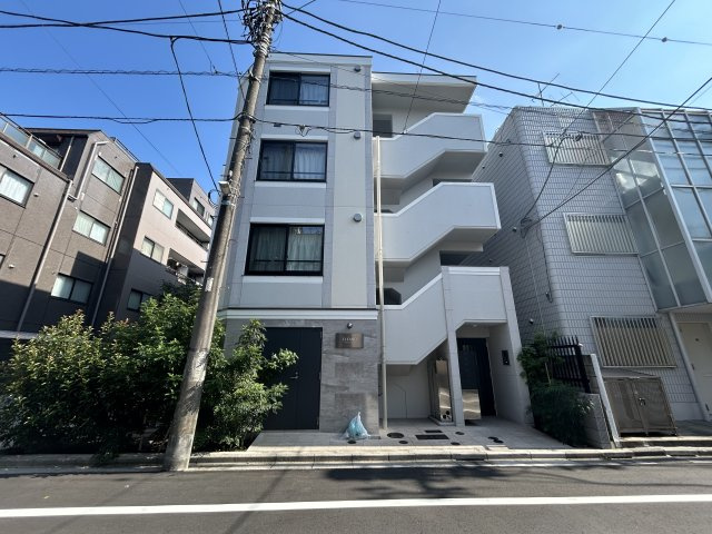 エルファーロ中野新井薬師の外観