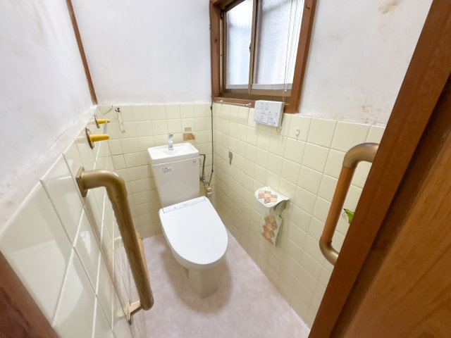 西松ヶ丘一戸建てのトイレ