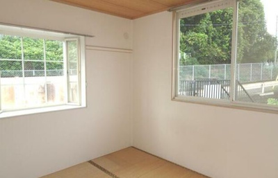 【寝室】 | ハイツユートピア