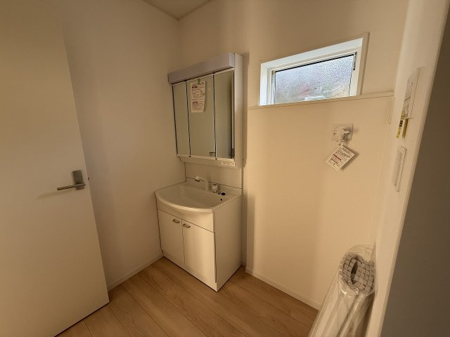 今宿東3丁目　新築戸建　6棟の脱衣所