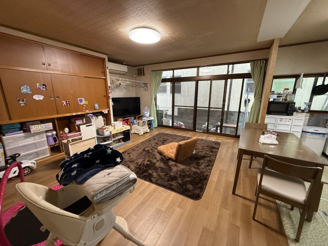 10/13新規　10/20商談中　戸建　高山市大新町3丁目　1,500万円の居間・リビング