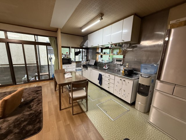 10/13新規　10/20商談中　戸建　高山市大新町3丁目　1,500万円の居間・リビング