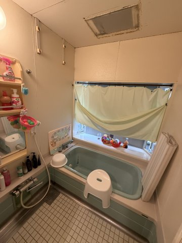 10/13新規　10/20商談中　戸建　高山市大新町3丁目　1,500万円の玄関