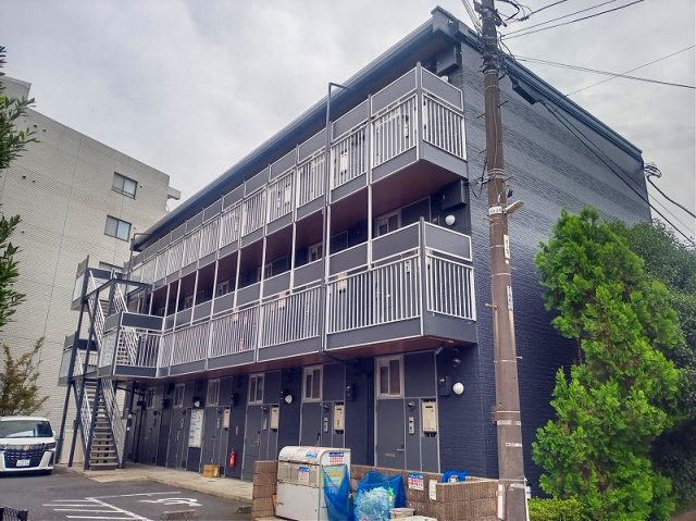 レオパレスプランドールの外観