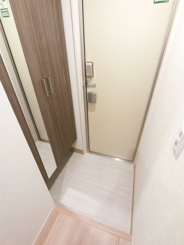 ベルクの玄関|※反転タイプ