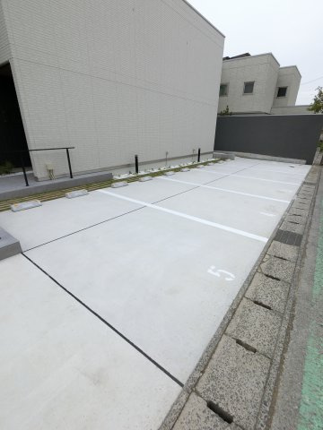 ベルクの駐車場