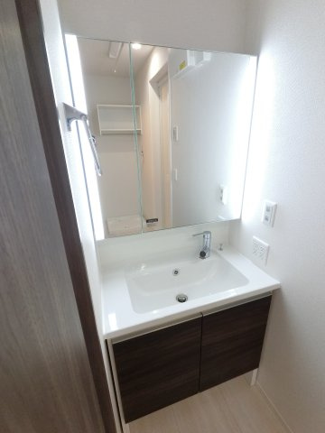 ベルクの独立洗面台