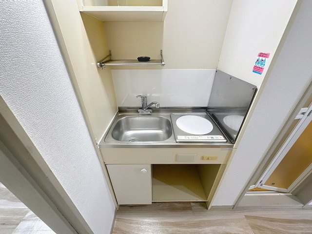 プラスコート代官4丁目