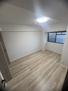 【洋室】パストラーレ天理A・B棟 