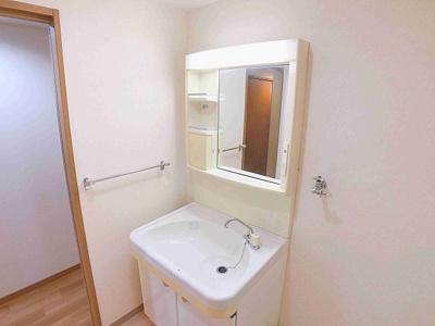 【独立洗面台】 | Rapport中江【名古屋市賃貸・RC造】