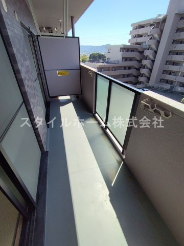 メゾンアンフィニのバルコニー