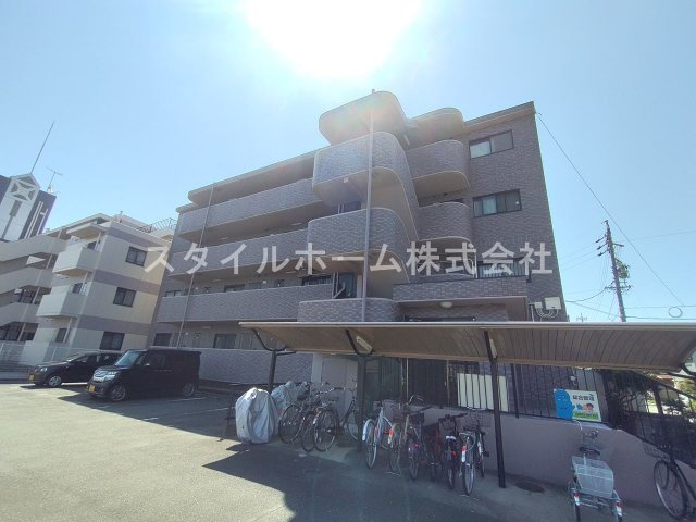 メゾンアンフィニ