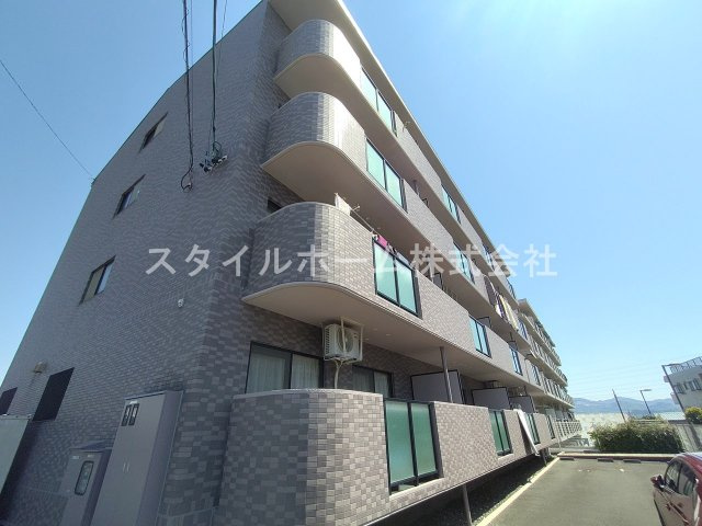 メゾンアンフィニの外観