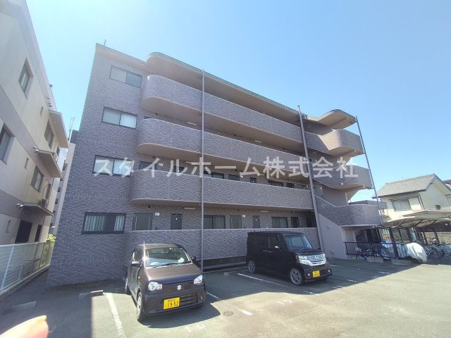 メゾンアンフィニの外観