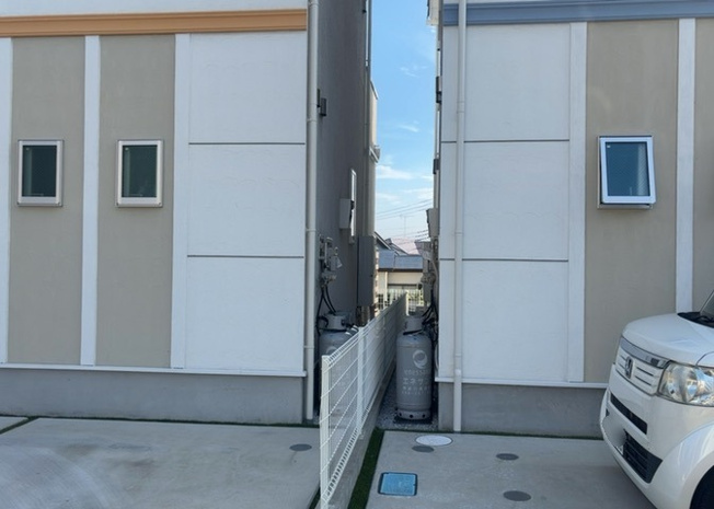 【発電・温水設備】 | 省エネ給湯器とは従来型の給湯器より熱効率が高く、少ない燃料でたくさんのお湯を沸かすことが出来る高効率な給湯器のことを指します。また、省エネ給湯器には種類があり、利便性や効果なども様々です。