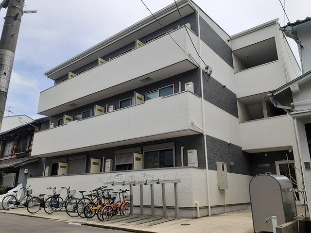 ノイヴェル小若江の外観|きれいな外観です