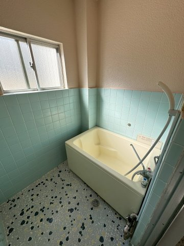 蓮田ビルの浴室