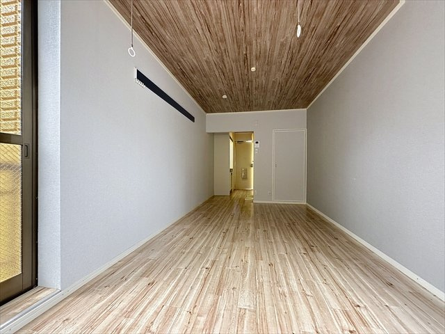 紫竹ハイツの洋室