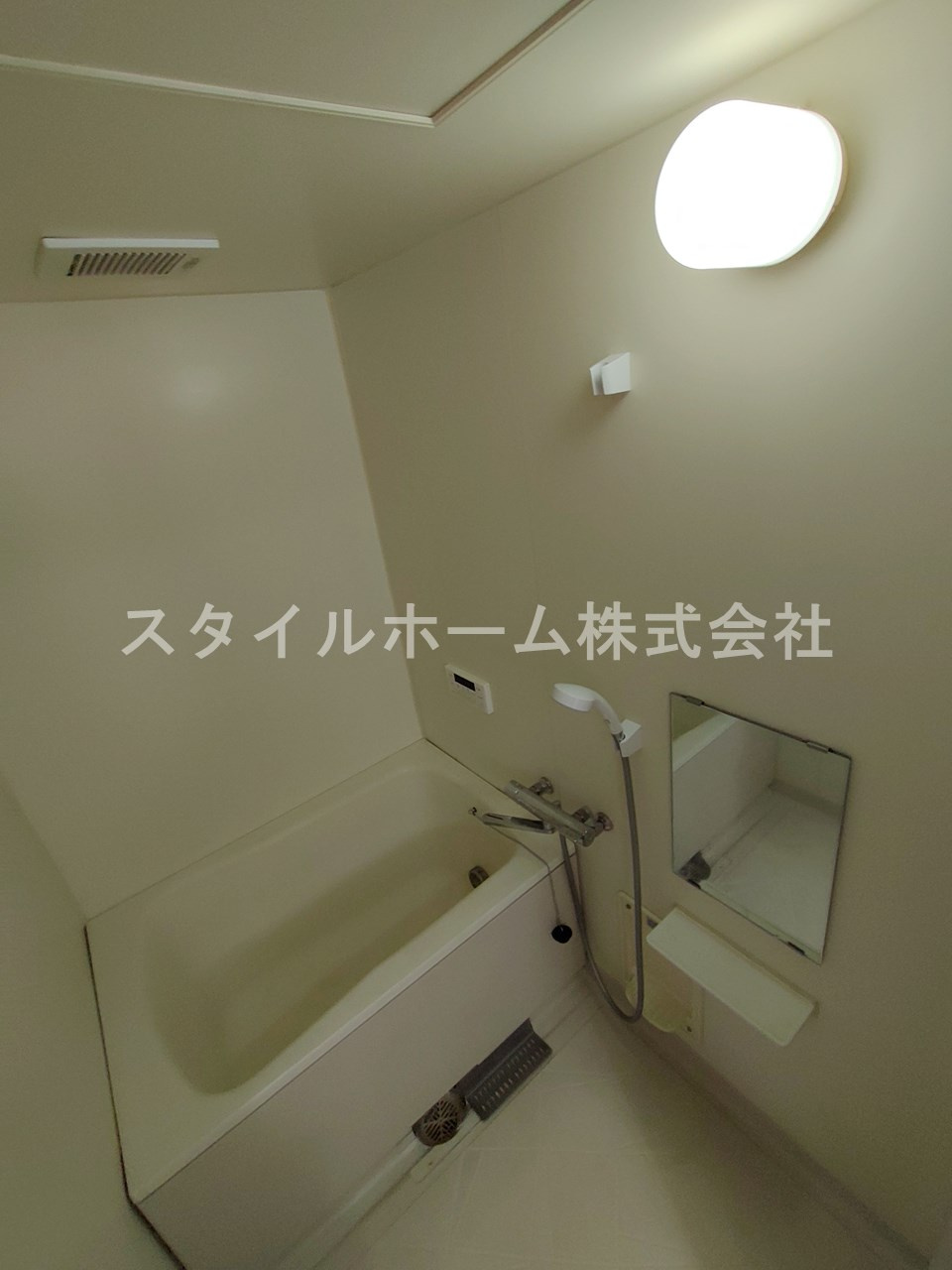 グラディオ諏訪の浴室