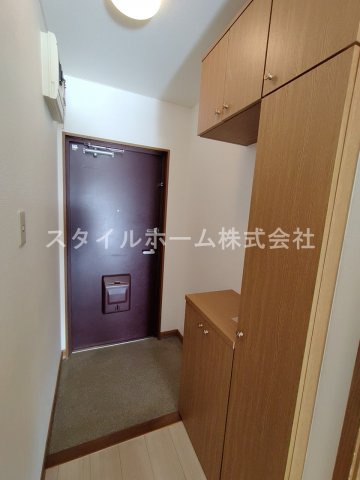 グラディオ諏訪の玄関