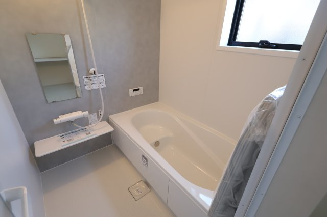 《仲介手数料無料》南区大字大谷口952-62(全1戸)新築一戸建てリーブルガーデンの浴室