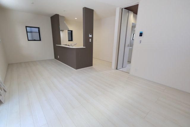 《仲介手数料無料》南区大字大谷口952-62(全1戸)新築一戸建てリーブルガーデンの居間・リビング|LDK16帖