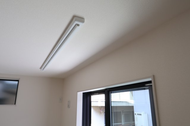 《仲介手数料無料》南区大字大谷口952-62(全1戸)新築一戸建てリーブルガーデンのランドリースペース|室内で洗濯物が干せます