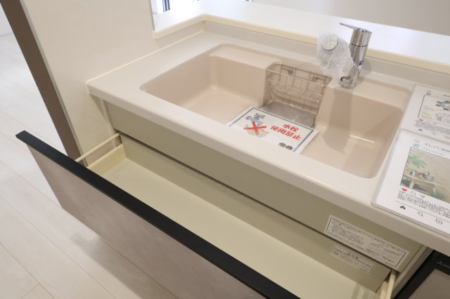 《仲介手数料無料》南区大字大谷口952-62(全1戸)新築一戸建てリーブルガーデンのキッチン