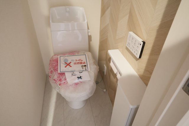 《仲介手数料無料》南区大字大谷口952-62(全1戸)新築一戸建てリーブルガーデンのトイレ