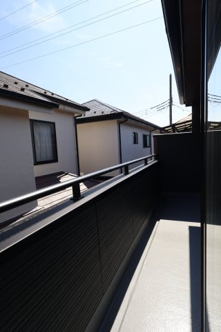 《仲介手数料無料》南区大字大谷口952-62(全1戸)新築一戸建てリーブルガーデンのバルコニー