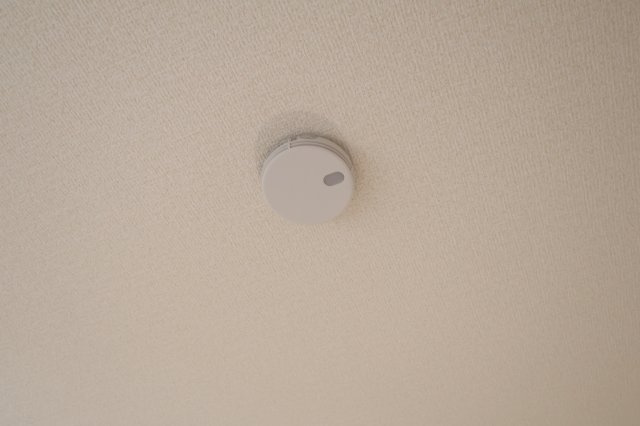 《仲介手数料無料》南区大字大谷口952-62(全1戸)新築一戸建てリーブルガーデンのその他|火災報知器が各お部屋や廊下などに付いています。