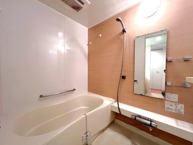 ヴォックスシティ　3階の浴室|オートバス機能・浴室暖房乾燥機付きで、快適にお使いいただけます。