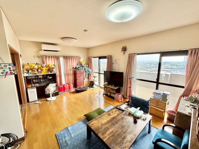 【居間・リビング】