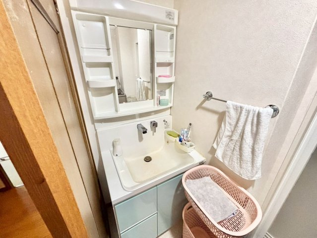 【独立洗面台】