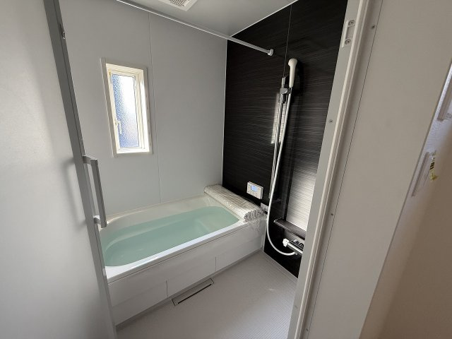 今宿東3丁目　新築戸建　6棟の前面道路含む現地写真