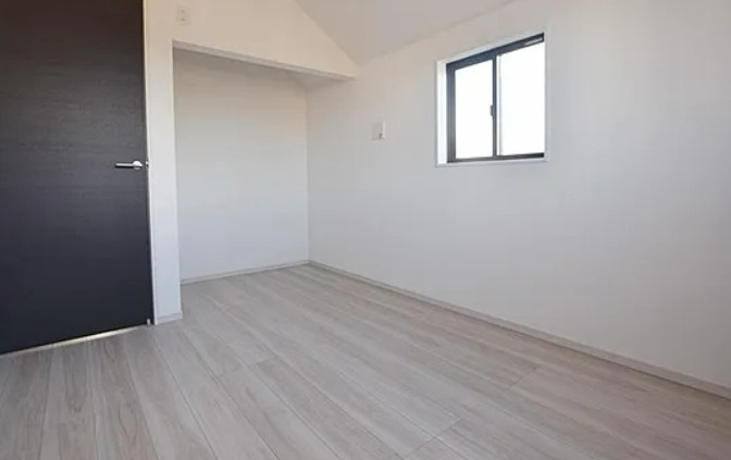 【新築】鶴ヶ島市南町１期 ２号棟の洋室|2F 4.8帖洋室です♪