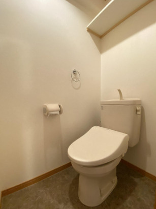 アーバンエルのトイレ|ゆったりとした空間のトイレです
