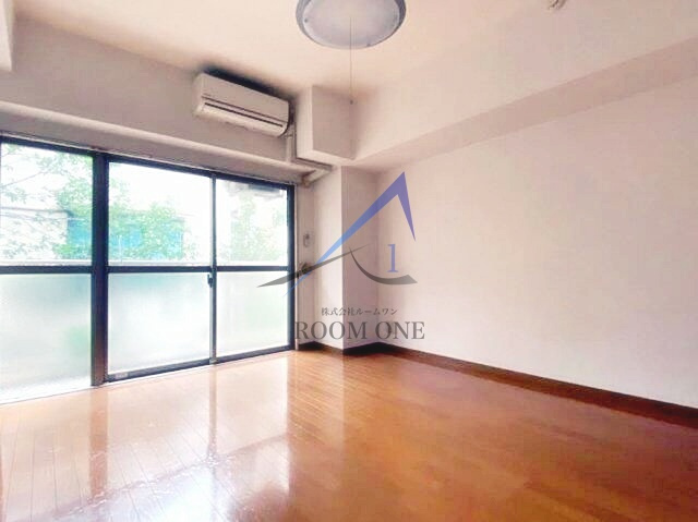 ヴェリテ有賀　アルガの居間・リビング|洋室のお部屋です。