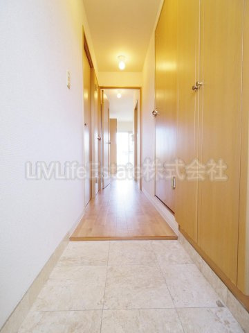 ＭＩＹＡＫＯマンション 302の玄関