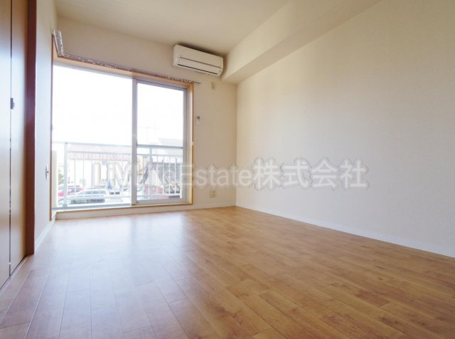 ＭＩＹＡＫＯマンション 302の居間・リビング