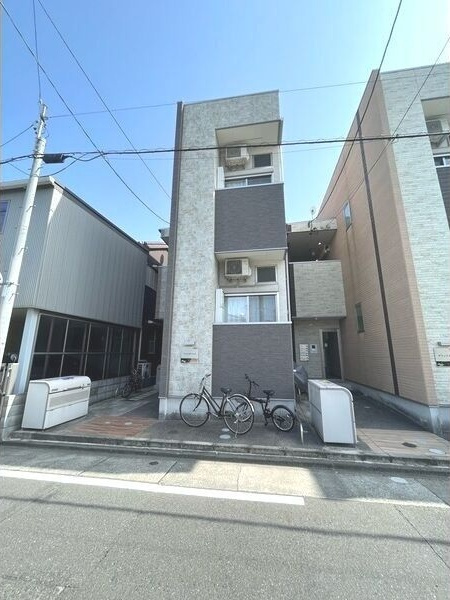 Flourish clubのその他|落ち着いた雰囲気の外観です