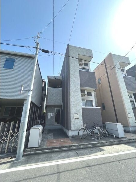 Flourish clubの外観|建物外観を気になさる方へ、見た目の良い物件です