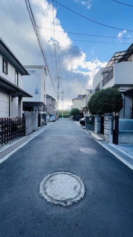 荒牧南2丁目の前面道路含む現地写真