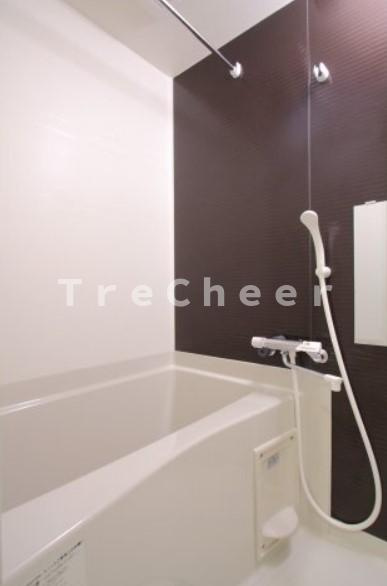 ロウハウス王子本町(ROW HOUSE王子本町)の浴室